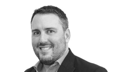 Elliott is now an Accredited Commissioner