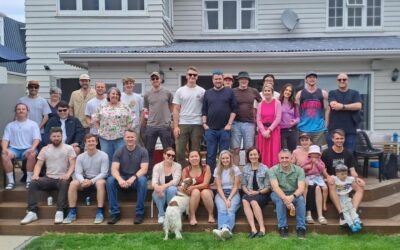 Meri Kirihimete from the Cuttriss whānau.